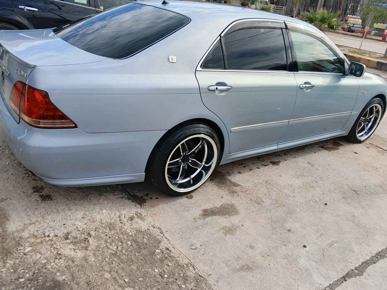 2005 182
4 دوگمه قه پاتي بي سلايد
جلدو هيتر
سلاجه و مه ركه زى 
په رده 
ويلي ويلد فول سايز 
ناوي سفر سفره وه ك ساغ جوانه 
قوپاوي نيه
رؤني گيرو مه كينه ى گؤراوه 
ده عم و ليدراو سه قف و كه ڤه ر و مه كينه و گير به شه رت 
بي دوكه ل 
47 كوتايه معامه له ي تيا نيه 
بو معامه له مه سج مه كه ن 
ويله كانيش ناگؤرمه وه مه سج بو ويل مه كه ن 
له گه ل ريزم 
***********
***********
