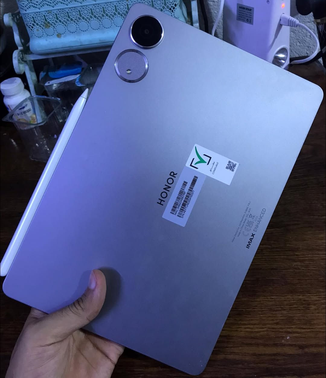 تابلت Honor v9 للبيع
تنويه: هذا  تابلت Honor v9 و ليس Honor 9 يعني اصدار اعلى

التابلت جديد استعماله فقط 8 اشهر لغرض الدراسة مشاهدة الافلام و معتني بيع افضل عناية

التابلت وياه قلم و ملحقاته كلها كاملة، 

باقي 4 اشهر من مدة الضمان مال شركة الجبال زون،

ذاكرته 256

الجهاز سليم بالكامل و مواضفاته كلش قوية للي يريده للالعاب او الدراسة و حتى العمل المكتبي و البرمجة و الرسم و الخ.

اللي ما يعرف الجهاز انصحه يبحث عنه اكو فيديو مراجعة على قناة iMAD Tech و اليوتيوب عموما ً

السعر المطلوب 530 الف قفل

مكاني زعفرانية شارع المعهد 

للتواصل

 ***********
