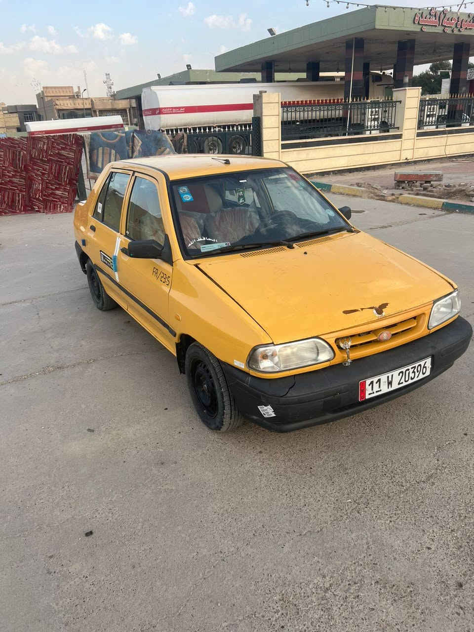 السلام عليكم
سايبا موديل 2015 سياره  بيها ملاحظات بسيطه تنخصم من السعر بأسمي رقم انكليزي جديد
هزة جديدة مكان السياره بغداد الكماليه 
السعر 30 وبيها مجال
للاستفسار ***********
