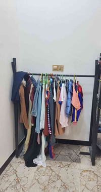 ستاند ملابس • ناصرية • توصيل موجود