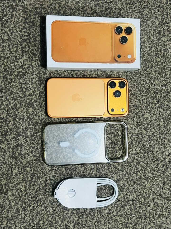 السلام عليكم
موجود17برو ماكس كوبي ماستر عل فحص
ذاكره 1T
صحه البطاريه 100
جهاز يفيد اتصال وتصفح كامل ملحقات جميع اكسسوارات الاصلي ترهم عليه وبيع مستعجل اخذته ب180الله شاهد وصارله عندي 3اشهر 
سعره الحالي 90الف فقط شراي تعال خاص
للاستفسار ***********
واتساب***********@
