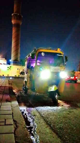 سلام عليكم تكتك 21نضيفة تخم تأير كهربائيات كاملة دوشمة سفاري رقم نكليزي سنوية بسمي ثاني يوم تحويل الاتكتك كبل الشارع مناقصها برغي العنوان بغداد حي الاعلام تقاطع درويش السعر 7350 وبيها مجال الطيبين ***********
