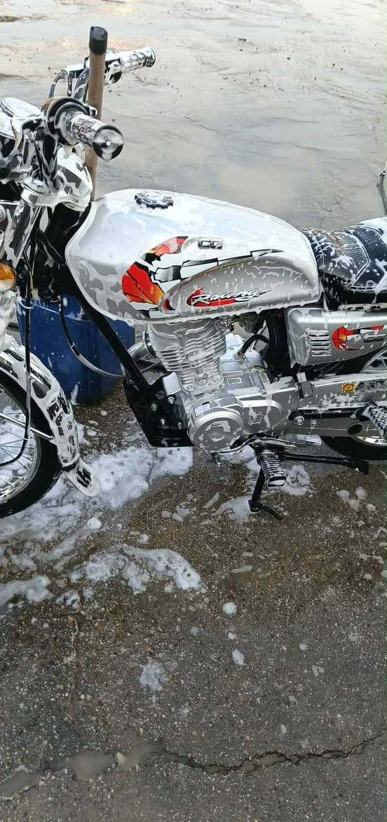 سلام عليكم دراجه نامه باكستاني كله بلادي الدراجه جديده واوراق موديل ٢٦ مكان بابل قضاء القاسم تفاصيل أكثر اتصل📲📞*********** ملاحضه مكلف بل نشر
