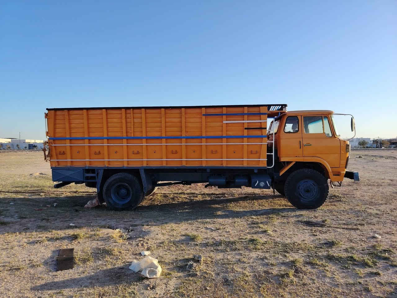 سلام عليكم
لبيع هينوو موديل 80 رقم النجف تحويل مباشر
سياره جاهزه حداديه وكير وضع شركه  تخم تاير جديد
بدي جديد كهربايات كلها شغاله سياره نضيفه
سعر 8500 وبيها مجال
مكاني بالنجف
الاستفسار ***********
