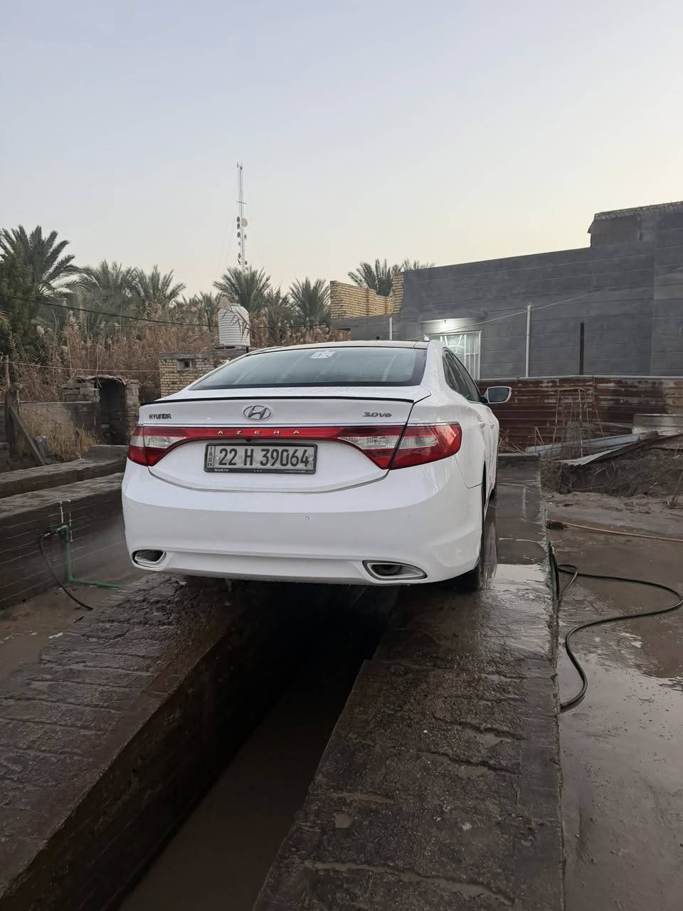 سلام عليكم ازيرا موديل ١٤ رقم اربيل باسمي فول مواصفات للااخير  بيه حزام صبغ اثر طخات بسيطه دواخل مكفول السعر 110 مجال بسيط. للاستفسار *********** مكان بابل
