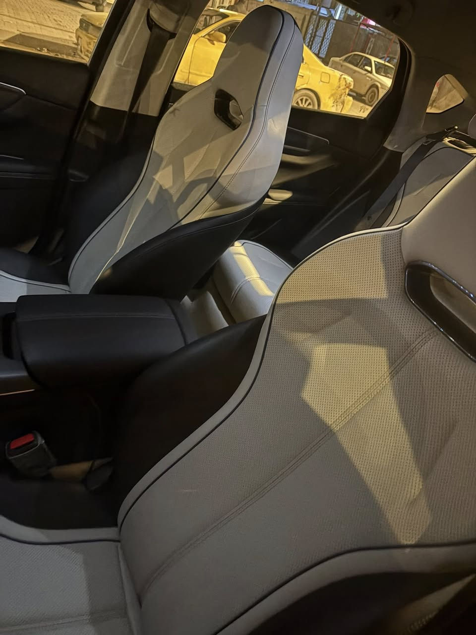 البيع موديل 2025 ماشيه 10 الف كفاله  عامه الشراي يتصل ***********
