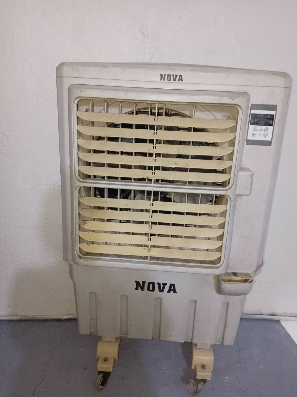 مبردات البيع الريد خابرني عله وساب ***********
