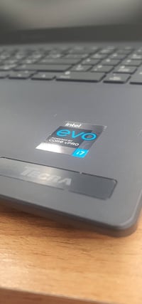 توشيبا • i7 الجيل ١٢ • رام ٨