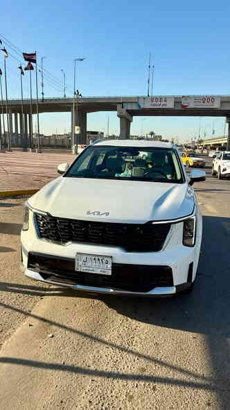 كيا سورنتو 2024 / خليجي / ٤ سلندر 
مواصفات 4 سلندر وجود ضربة في باب خلف السكن
المواصفات ماشية 62 ألف حجم المحرك 4 سلندر 2500
مفتاح التشغيل بصمة شغيل عن بعد
فتح الصندوق كهرباء
حساسات أمامية
حساسات خلفية
لايت زينون + LED
كشافات
ويل 19
حساسات ضغط الاطارات
اشارة في المرايا الجانبية
المرايا قابلة للطي كهرباء
هاند بريك كهرباء
ABS
نحكمات ستيرن
دشبول شاشة ديجيتال

🟥 السعر سوي تعليق يصل مباشرة 🗞️ 

تحويل ثاني يوم 

رقم صاحب السيارة 
***********
