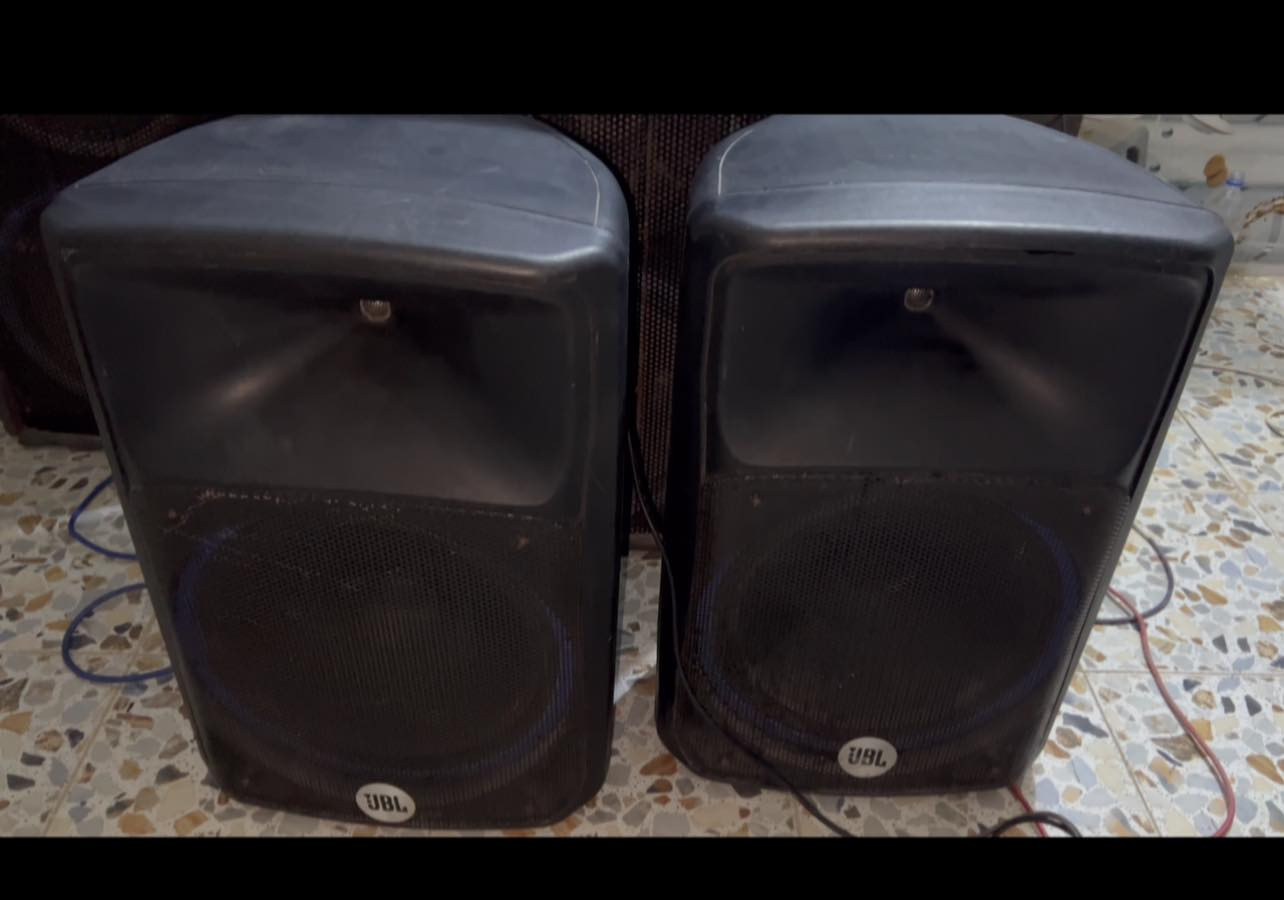 السلام عليكم ورحمة الله للبيع مكاني بغداد.
منطقة الانتصار تندر 1400 قفله 550 والسماعات 325
***********
