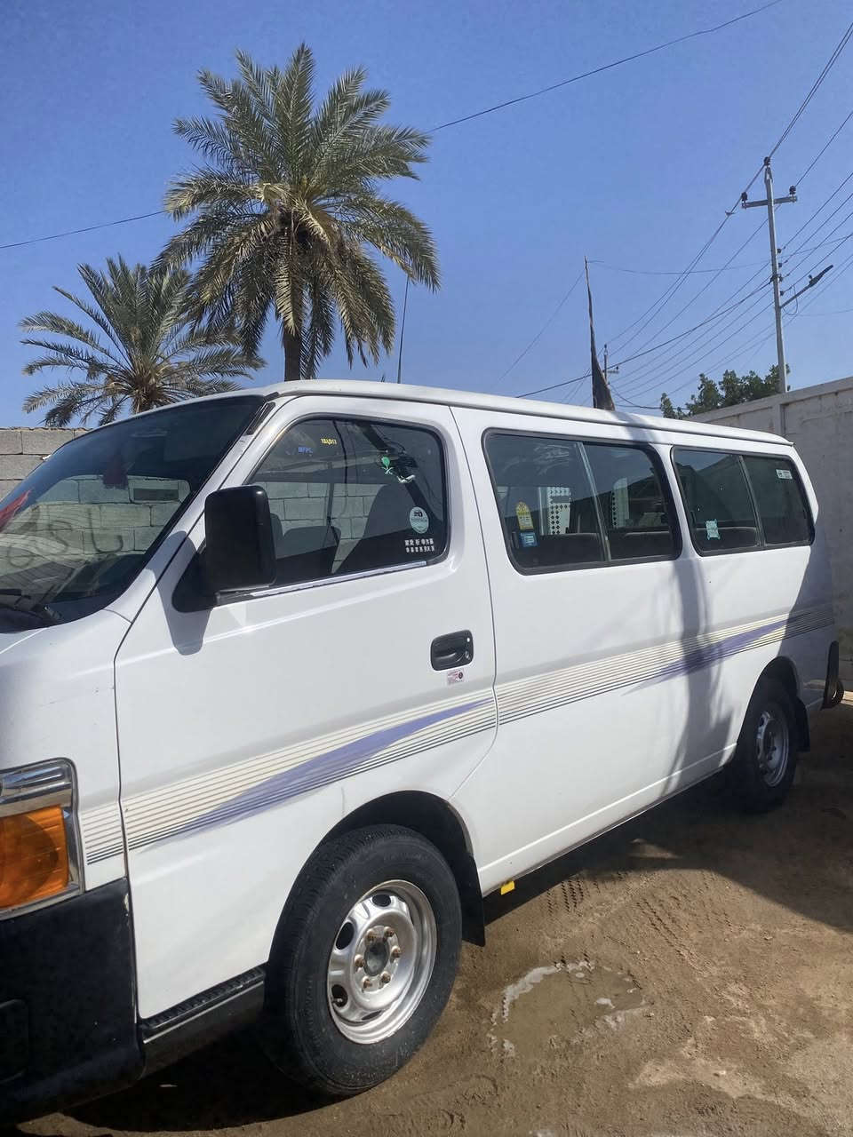 سلام عليكم نيسان موديل 12سباره حلوه ونضيفة سنويه ل26مصفره هيئه وغرامات بسمنه السياره مكينه حداديه كير تايرات حلوه الاستفسار ***********/***********
 السعر135وبيهة مجال لطيبين
