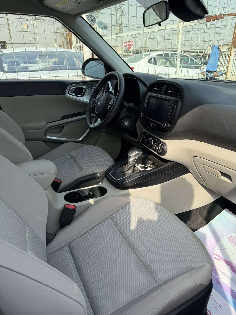 كيا صول موديل 2024 لون احمر
الضرر جاملغ بنيد صبغ فقط صور ضرر مرفق ماشيه 13mi
الرقم اربيل تحويل وكاله )
مواصفات السياره /// 
1- ويل كب 18 
2- شاشه 360 دواره 
3-رادار أمامي 
4-رادار جانبي 
5- داخل بيجي 
6-توقف ذاتي 
السعر170$مجال بسيط 
***********
***********واتساب

