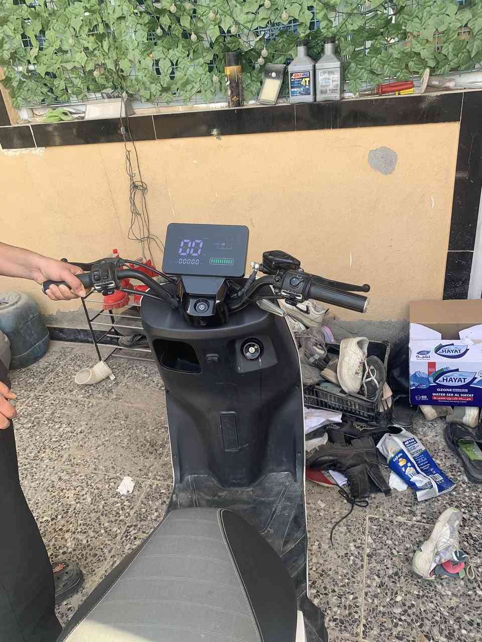 دراجة الشحن الريان مديل 2025 ملف الـ2000 الدراجة بيها بعض الملاحظات بالكفر وكسر جاملغ الأمامي سعرها ٥٥٠ قبل شهرين نازلة وبيها مجال بسيط حگ الجية 
***********
