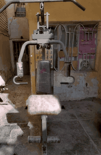 تريد جسم رياضي ومرتب وما عندك وقت تروح للقاعة؟ لو تعبت من زحمة القاعات والانتظار؟
اليوم جبتلكم هذا الجهاز العملاق (MGT-HG185) اللي يغنيك عن عشر أجهزة بقاعة الحديد!
​ليش تشتري هذا الجهاز؟
✅ شامل لكل عضلات الجسم: يمرن (صدر، أكتاف، ظهر، باي، تراي، ورجلين) بأكثر من 24 حركة تمارين مختلفة (مثل ما موضح بالصور الملحقة بالجهاز).
✅ بناء قوي ومتين: يتحمل أوزان ثقيلة وكرف، ومصمم حتى ياخذ مساحة صغيرة بالبيت.
✅ نظافة الجهاز: الجهاز بحالة ممتازة وكأنه جديد، البوليات (الكرات) والوايرات كلها شغالة بسلاسة.
✅ توفير حقيقي: بدل ما تدفع اشتراك شهري، استثمر بجهاز يبقة عندك العمر كله.
​السعر:
💰 400 ألف دينار عراقي فقط (وبيه مجال بسيط للطيبين والشراي المباشر ما نقصر وياه).
​الموقع والاستفسار:
📍 [النجف الأشرف حي الأنصار]
📞 للاتصال أو الاستفسار عبر الواتساب:[***********]
