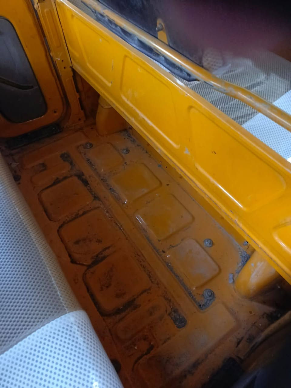 تكتك ٢٠٢٢ مرقم نكليزي بيها ضربه بلغد معمره وحلوه وتجفيت شركه مكان كماليه ***********سعر ٨ و٧٥٠ وليها مجال حق الجيه
