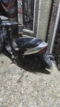 دراجه ادرس ياباني قديم سرعة120 نوزل الدراجة كاطعة نار وكهربائيات جبتله...