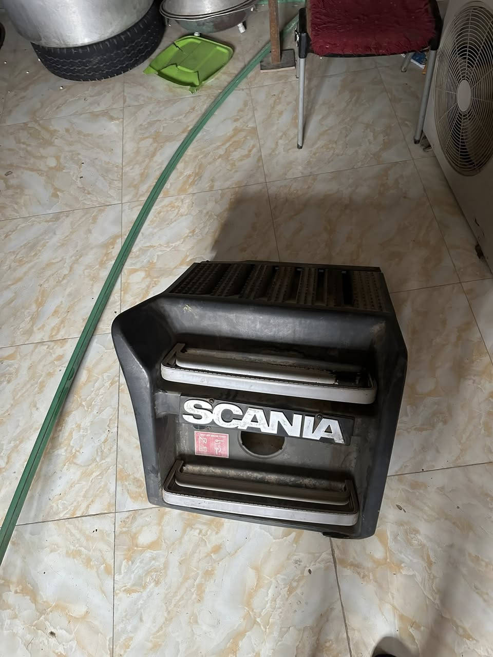 للبيع  عكال سكانيه مديل. 2016 جديد كلش احله ما بصور. وقبق باتريات. جديد مثل ما بصورة مكاني بصره رقمي ***********
