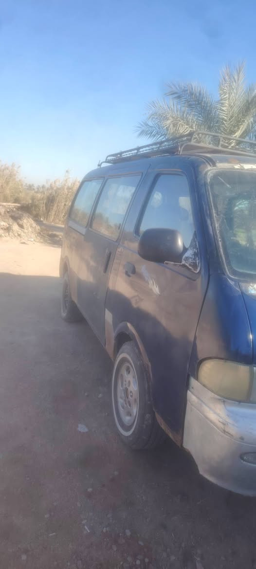 سلام عليكم لبيع بيرجو مديل 96مصفره هيئه وغرامات وخط بحث وسياره وداخله هزه كربلاء باقي بس مداور راعيه يريد مداور مكينه وكير بل جيس حداديه فول تريد بس زوج دبلات كدام مكان سياره كربلاء شواصي بلادي سعر سياره 40بيه مجال رقم نتصال ***********
