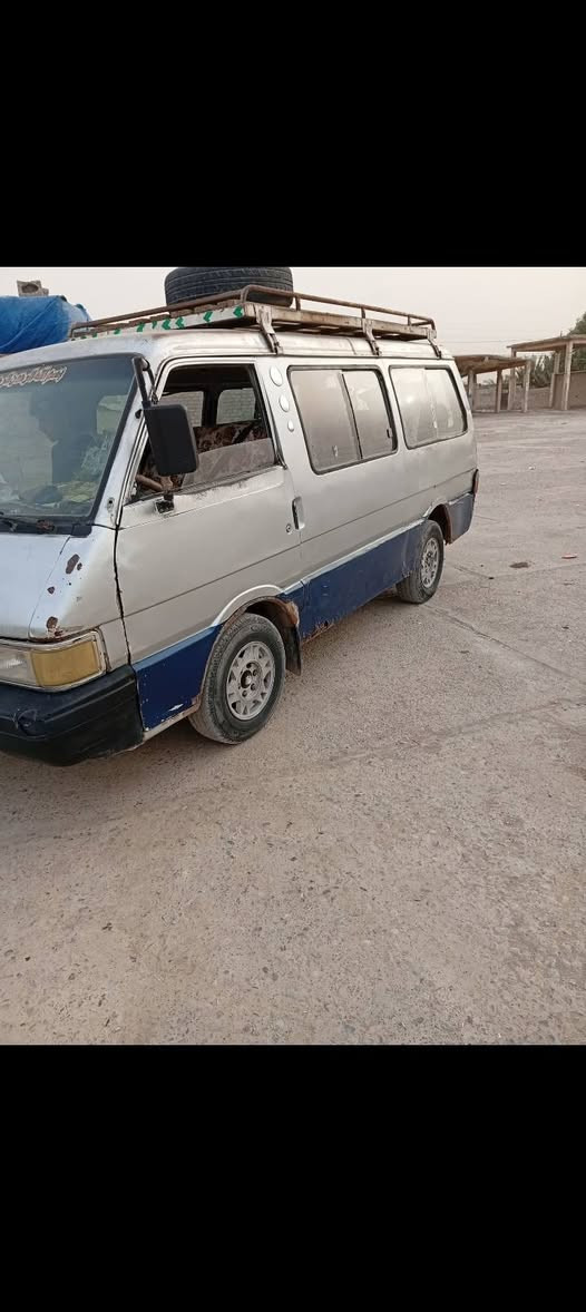 سياره كيا بسته للبيع موديل ١٩٩٤ للسياره أوصوليه مصفره هيه غرامات مكلفه بلنشر ما متواجد عل فيس ***********
