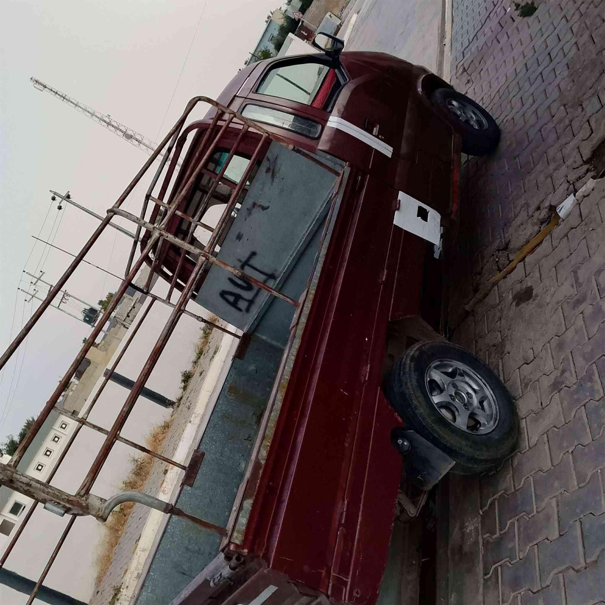 سلام عليكم سياره هيفه 2006للبيع امچفته جديد محرك لا صرف ولا بخارف السعر 20وبي مجال رقم المبايل ***********
