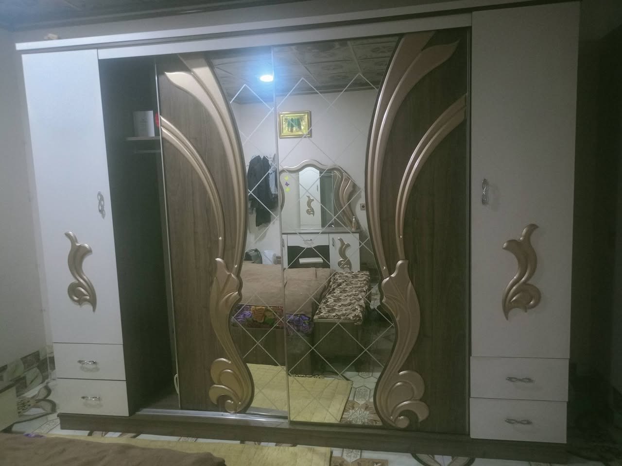 متاح غرفة تركي نضيف 
7 قطع


**إذا كنت صاحب هذا الإعلان وتريد حذفه لأي سبب، رجاءا أرسل رسالة إلى الدعم الفني**