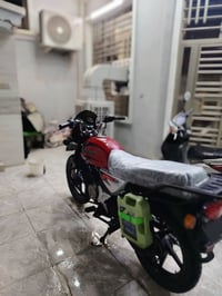 شباب دراجه بوكسر حلوه ونظيفه دراجه بيه نواقص بصيطه دراجه مال شغل لمديل...