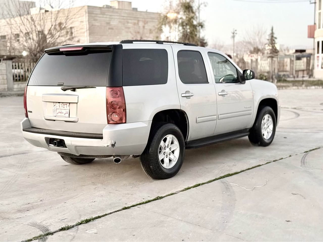 جێمسی  یو کۆن مۆدێل ٢٠١١ سەیەرەکە دوبەیە  واتە بێ رەقەمە مواسە فاتی LTS مەکینە  5.3  مەر خوب 
سەیارەکە ساخە نە موسە نە براوەیە  تەنها دوو پارجەی بۆ یاخە  بەبی ناو گرتن-- گێڕو مەکینە کارە بای بە شەرت  مالی مەدەنی بەشەرت  - لە زەڕایەنم - سعری ٨٣ معامەلە 
***********---*********** دار بنديهكان, السليمانية
