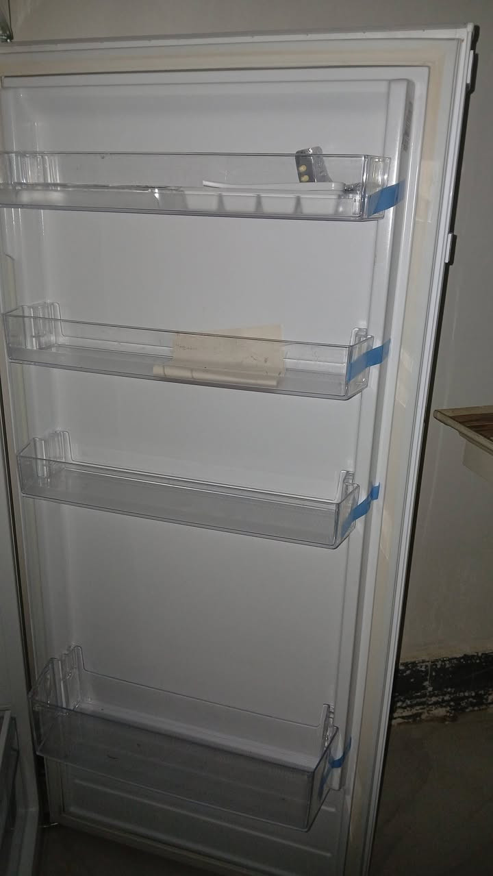 ثلاجه كرافت جديده مامشتغله ولا دقيقه بعدها بلايلون ع وضع الشركه بيها وصل ضمان وتبديل شوكت متريد تبدلها تأخذها وتبدلها كبل ماكو مشكله 400 قفل ***********
