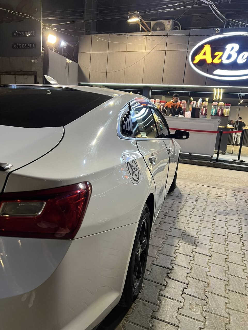 السلام عليكم ماليبو 2017
المواصفات
بصمه 
شاشه تدعم كار بلي 
منفذ USB 
السياره جديده فوك متتصور نقصها اشياء بسيطه كلش

حادثها شبر بل بنيد وبيها نص باب خلفيه صبغ حادثها كلشش خفيف

العنوان المنصور حي دراغ 
***********
