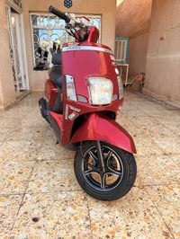 بوليسي • ٢٠١١ • تزويد خفيف