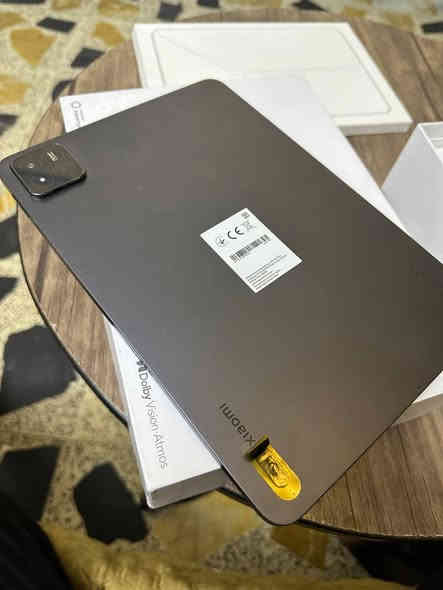 السلام عليكم
للبيع او مراوس بتلفون 

شاومي باد 7 برو 
Mi Pad 7 pro
ذاكرة 512 عشوائي 24
نسخة عالميه ضمان الوكاله 

احدث واخر اصدار باد من شاومي

يدعم الذكاء الاصطناعي AI

معالج snapdragon 8s gen3
شاشة كبيرة بحجم 11.2 بتردد 144hz
شاحن سريع 67واط

(بي ضربه فطر بالكلاس ممببن اله اني ادليك عليها ولامأثر لان شاشته ورقيه)
السعر 569 
مكاني نجف خان النص الحيدريه توصيل ماكو 
***********
