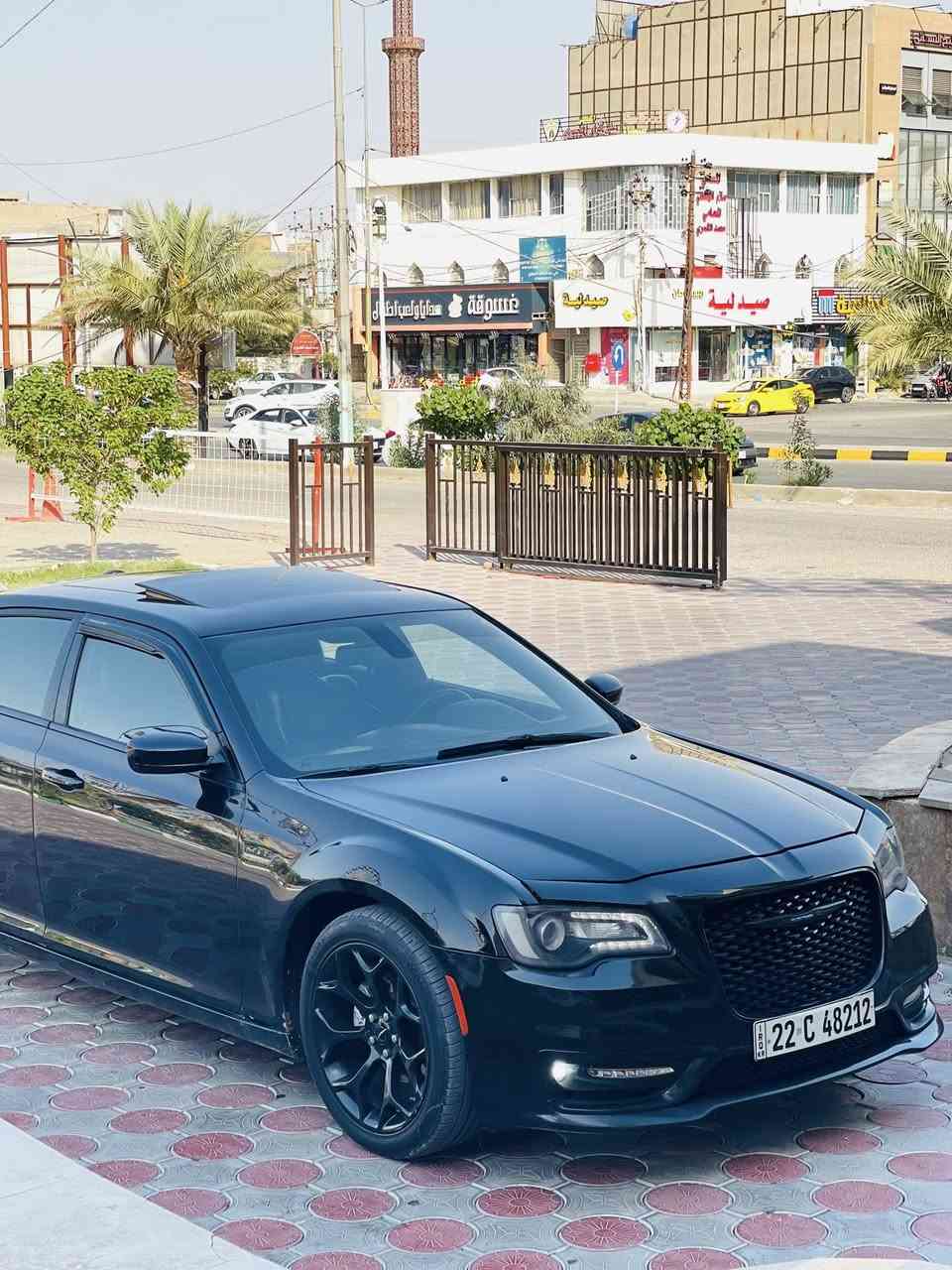 يالله السلام عليكم 
السعر 189 وبالعافيه ع ياخذه 
كرايسلر اوباما S300 فول بنوراما 
موديل 2016 داخله كلين تايتل 
رقم اربيل جديد تحويل + وكالة حسب رغبه
المواصفات 
بنوراما طكتين 
كشنات حضن S + تدفئة ىتبريد كشنات 
سستم صوت ( بيتس ) دمام صندوق 
شاشه كبيره 8 انج + كامره دواره 
دكمه سبورت 
شفتات ستيرن 
توووو ويل دفع خلفي 
تبريد ثلج 
عداد المسافة : 107 
السياره داخله كلين وساحب رقم شاصيه من ابو شواصي  وجايه بيه قطعه من امريكا تقرى دبل كود وبالعراق قطعتين صبغ  ( جاملغ امامي + باب خلفي ) بدون اي دواخل ولاايرباك ولاابد سياره كله شرط فحص سونر وين ميعجبك 
السياره جديده واحلا من صور وبدون اي نواقص وعليه عناية كامله بولش ونانو سيراميك 
السعر 189 وبالعافيه ع ياخذه 
بيع فقط واعتذر عن المراوس 
*********** اتصال 
*********** وتساب
