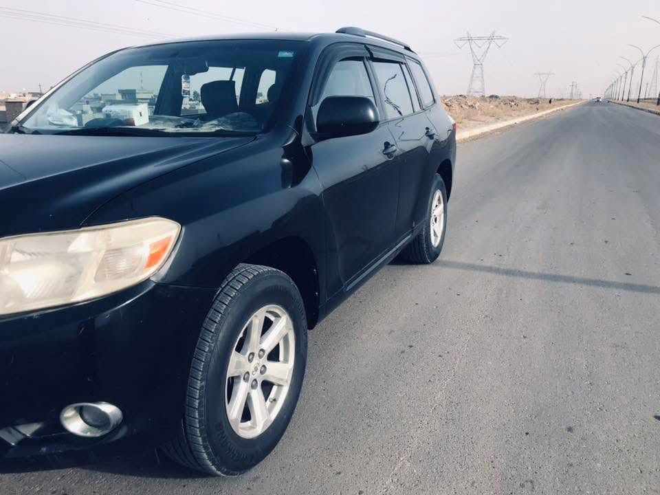 السعر 175 $💵 بيها مجال بسيط نقد لا قسط ولا مده
تويوتا  هايلندر 2010 وارد امريكي 🅿️
#كلين_تايتل_ليبل_واحد 1️⃣
سالمه من الحادث والغرق ✅
اللون اسود◾️

رقم صلاح الدين / مميز ( 582 ) سنويه لل2029 
سياره بأسمي شرط الغرامات والتحويل 

محرك 3500 / 6سلندر  شرط
كير بدون اي عيب شرط
السياره 7 راكب

سياره مال جناي اني #5شخص امتلكها 
يعني استخدامها شخصي وبيت برغي ما ناقصها 

كلين طابه للعراق والسونارات مرفقه بالمنشور 
خارج العراق وداخل العراق 
بيها فقط #شخوط ✅

تدفئه ♨️ وتبريد 🧊ثلج  / قطعتين ما بيهن عيب

صدر امامي وخلفي 4️⃣ كله جديد 🆕
 تايرات 4️⃣ جديده شرط 🆕

مكان السياره ( صلاح الدين / بيجي )
 سعرها 175$ ومجالها بسيط
رجاءً ما اقفل السعر بالاتصال 
تعال شوف بعينك وتدلل 

للاستفسار 
***********
***********
