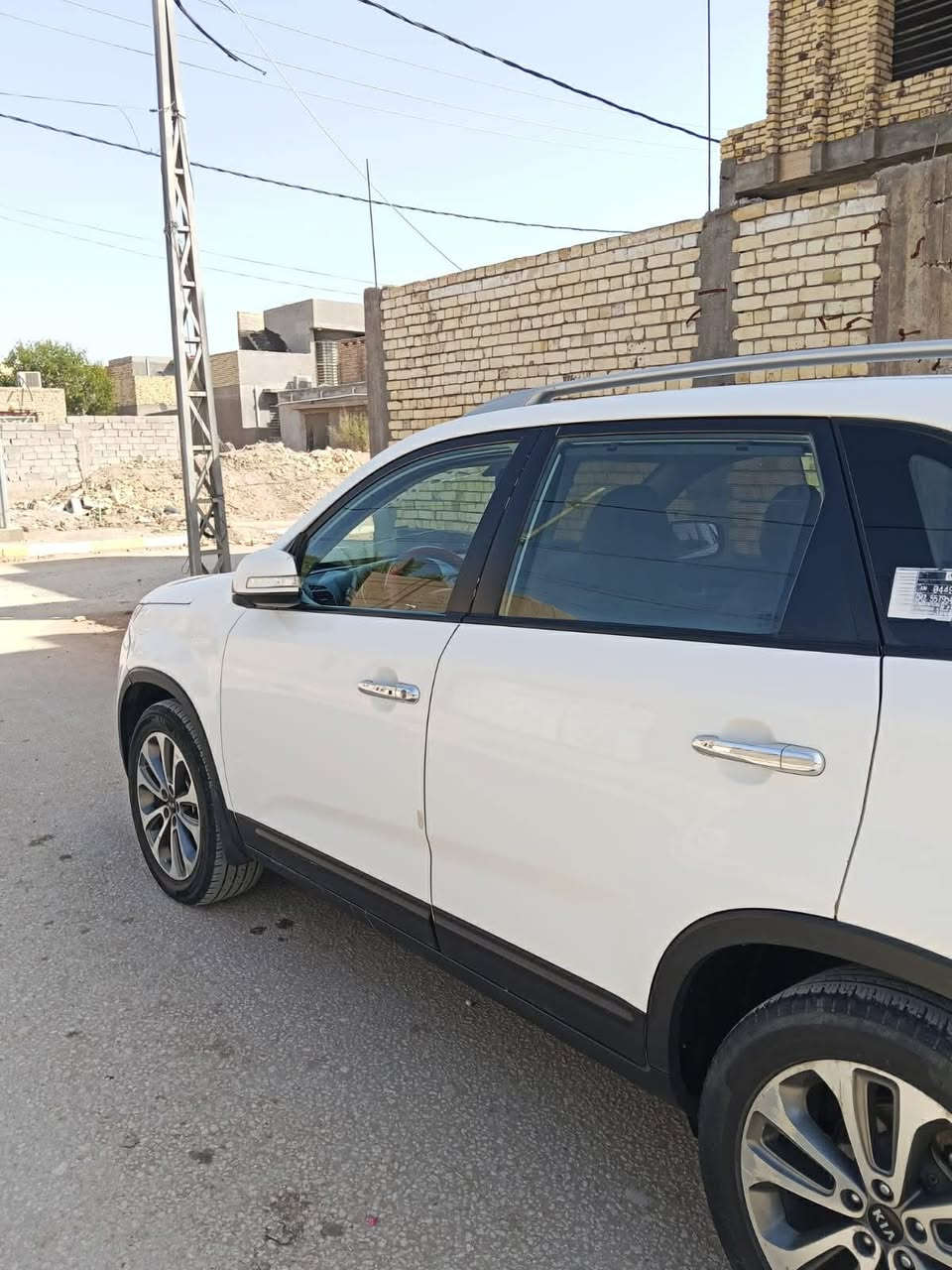 كيا …. سورنتو
موديل …. 2015
رقم قادسيه تحويل مباشر بأسمي 
خليجي 
فول مواصفات ماعدى بنوراما 
_بصمه
_بردات أبواب خلفيه 
_اشاره بالمرايه
_لد خلفي وامامي 
_حساس خلفي وامامي
_3 قطع تبريد
_7 راكب 
_مكينه 6 سلندر
 3500
ماشيه 200 حقيقي 
مكفوله من صبغ وتبديل وبارد
فقط بيها حالوب بالبنيد والقماره 
السعر 165 
مكان السيارة الديوانيه قضاء البدير 
للاستفسار اكثر عن الاسعار والتفاصيل

***********
