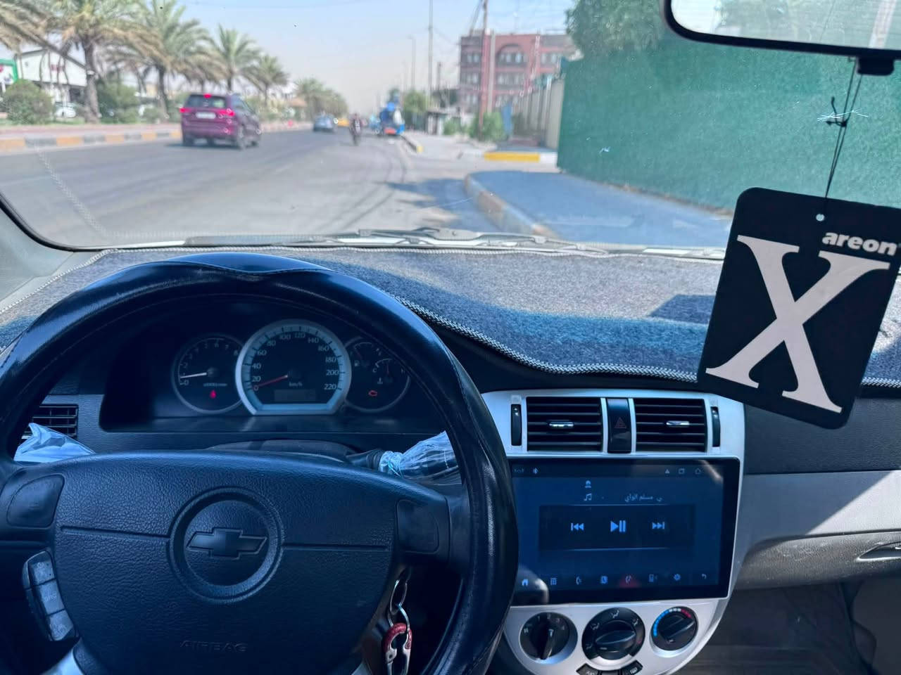 سلام عليكم اوبترة مديل ٢٠٠٩ سيارة حلوه وجديدة بيهة بس جملغ مصبوغ فقط بدون دواخل سرارة جاهزة من كلشي تبريد صدر كير مكينة جاهزات تحويل مباشر مكان بغداد الشعب واستفسار هاتف *********** سعر ٧٣ وبيهه مجال بصيط
