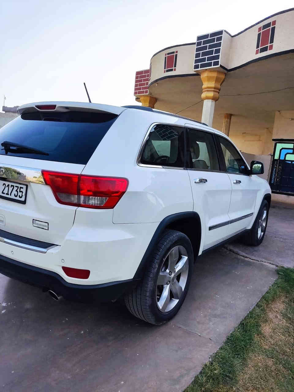 السلام عليكم 
جيب اوفر لاند اعلى فئه. فول مواصفات 1/1 مكفوله 
كفاله عامه ع وضع شركه 
رقم شمالي اربيل بسمي  دولي 
كسر محرك مكفولات ع وضع شركه 8 سلندر اقتصادي جدا 
بونراما 
بصمه -بصمه أبواب 
جنطه كهربائي +ايزي ترحيب  
تشتغل عن بعد 
شاشه بلادي كامره 
كشن جلد + كهربائي
تبريد  قطعتين ثلج 
مواصفات  ماتنعد خير  سعرها 168  هذا رقم *********** عنوان بغداد
