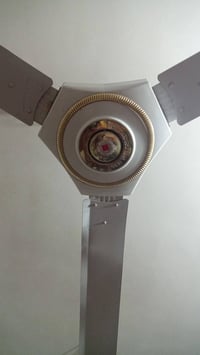 مروحة سقفية • ناشونال • شغاله