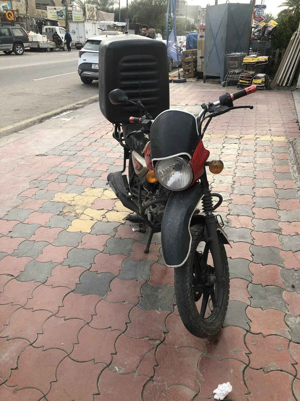 سلام عليكم
بوكسر للبيع موديل 21

صاطره بستم يرادله تجفيت بس شغاله 

أوراق اصولي شرط الترقيم 

سعره 750 وبيه مجال 

مكاني الغزالية 

***********
