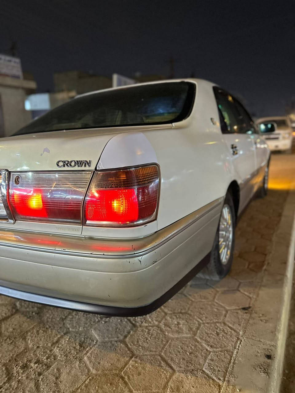 ملكه ادوات حديده موديل 2003
كصه جنطه 3 دكم فول عده الفتحه
مكينه دي فور الجبير 
جاهزه مكينه وكير حداديه تبريد تخم تاير 
السعر 33 وبيه مجال قليل 
مكان ميسان العمارة ***********
