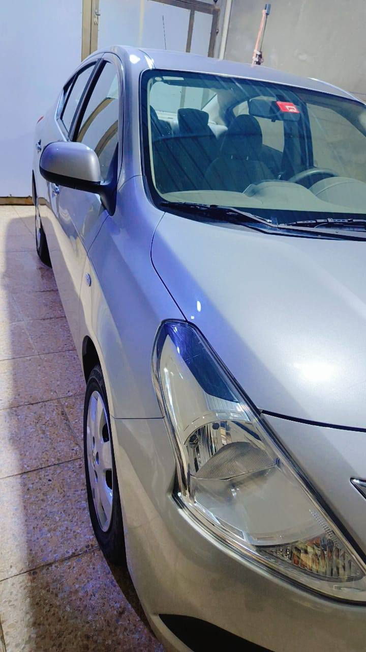 نيسان صني هندي مديل 23 دخول جديد ترقيم جديد سنويه لغايه 31 بيها قطعتين صبغ فقط بدون دواخل كفاله كير ومحرك تبريد ثلج مكفوله من الضربه رقم اربيل باسم شركه ماشيه 35 الف حقيقي السعر 116 وبيها مجال قليل مكاني بصره تنومه الاستفسار الاتصال على الرقم ***********
