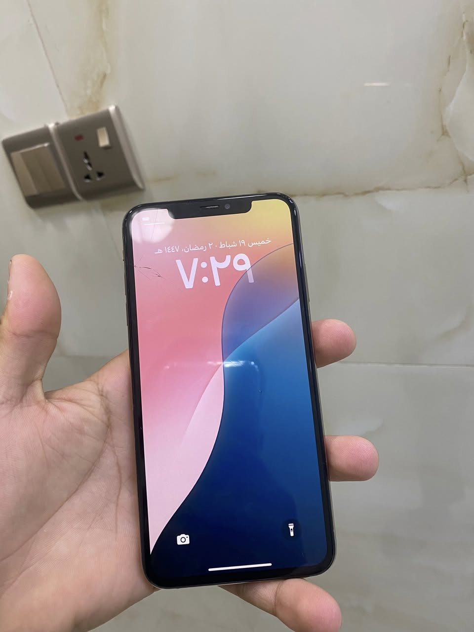 اكس ماكس ذاكرة 256 مستبدل بطارية فقط والباقي كلة شغال الشاشة بيهة فطر بالكلاس مكاني نجف حي الجامعة ***********  سعرة 160
