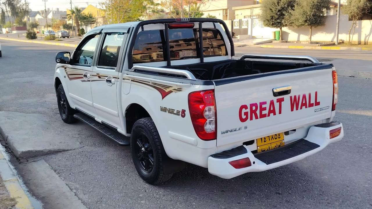 السلام عليكم سعر بلاش كرات ويل 2013 
سيارة بدون صبغ فقط جاملغ امامي صبغ بدون معجون 
طخم تاير جديد كير محرك وتبريد بشرت 
موصفات شاشة موصفات معروفة 
سيارة نضيفة جديدة
مكان السيارة دهوك سعر 102 ومجال 
للستفسار اتصال علة الرقم صاحب السيارة *********** دهوك, العراق
