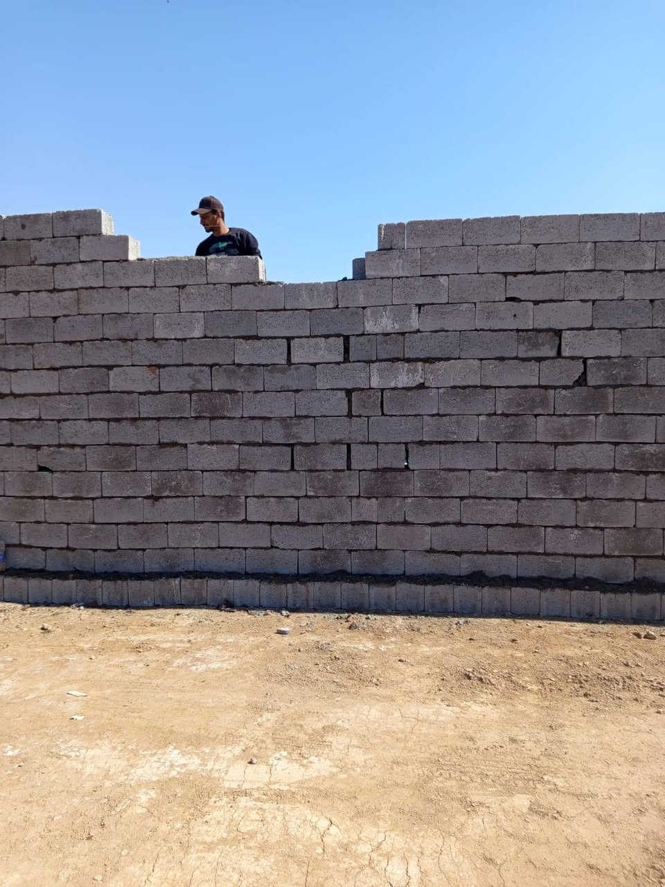 السلام عليكم
عندي كوادر خلفات بناء درجه اولى وكادر تصعيد مواد وكادر لبخ وكادر صبغ شرط الشغل ممتاز ودرجى اولى متوفرين حالياً كلهم والي يريد مقاوله هم نلزم عادي كافه تفاصيل البناء من الالف للياء راسلني وبخدمتك


**إذا كنت صاحب هذا الإعلان وتريد حذفه لأي سبب، رجاءا أرسل رسالة إلى الدعم الفني**