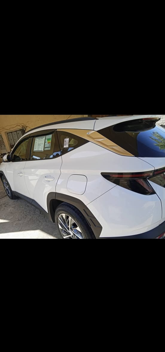 يا الله توسان للبيع موديل 24 رقم بغداد انكليزي كفاله عامه ماشيه 19 أصل بسمي مواصفات  بصمه كراسي كهربائية حساس امامي او خلفي شاشه كامره تشغيل عن بعد بصمات العدد 2 كتلوكات حته كاعياته الاصليه موجود العنوان حله حي الجزائر السعر 222 بيه مجال الشراي يتصل ول مو شراي يرفع المنشور يا الله ***********
