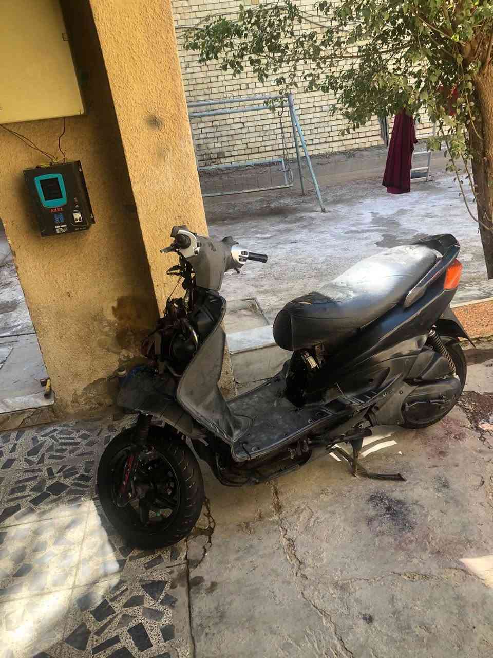 السلام عليكم
سكنس ياباني 110 ستان حساس
دراجه مناقصها شي كلشي شغال بيها بس عوزهه كفر لامامي فقط 
بوشه 85.5 لاتدخين لا صوت مكينه ناعمه 
شغاله نكره سلف
كهربائيات شغاله دبل شاره 
سعر 350 وبيها مجال بسيط 
عنواني بغداد بلديات تواصل خاص او *********** فقط واتساب راسلني وتدلل
