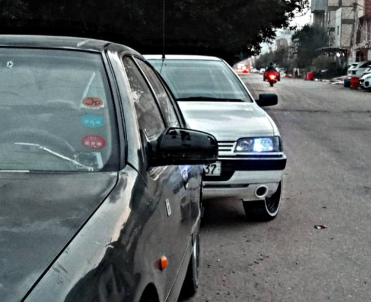 بيجو glx405
موديل 2012
للبيع او المراوس سيارة كامله ماعايزه 
رقم دولي بغداد 
مكان النجف الأشرف 
سعر 40 
للاستفسار ***********
