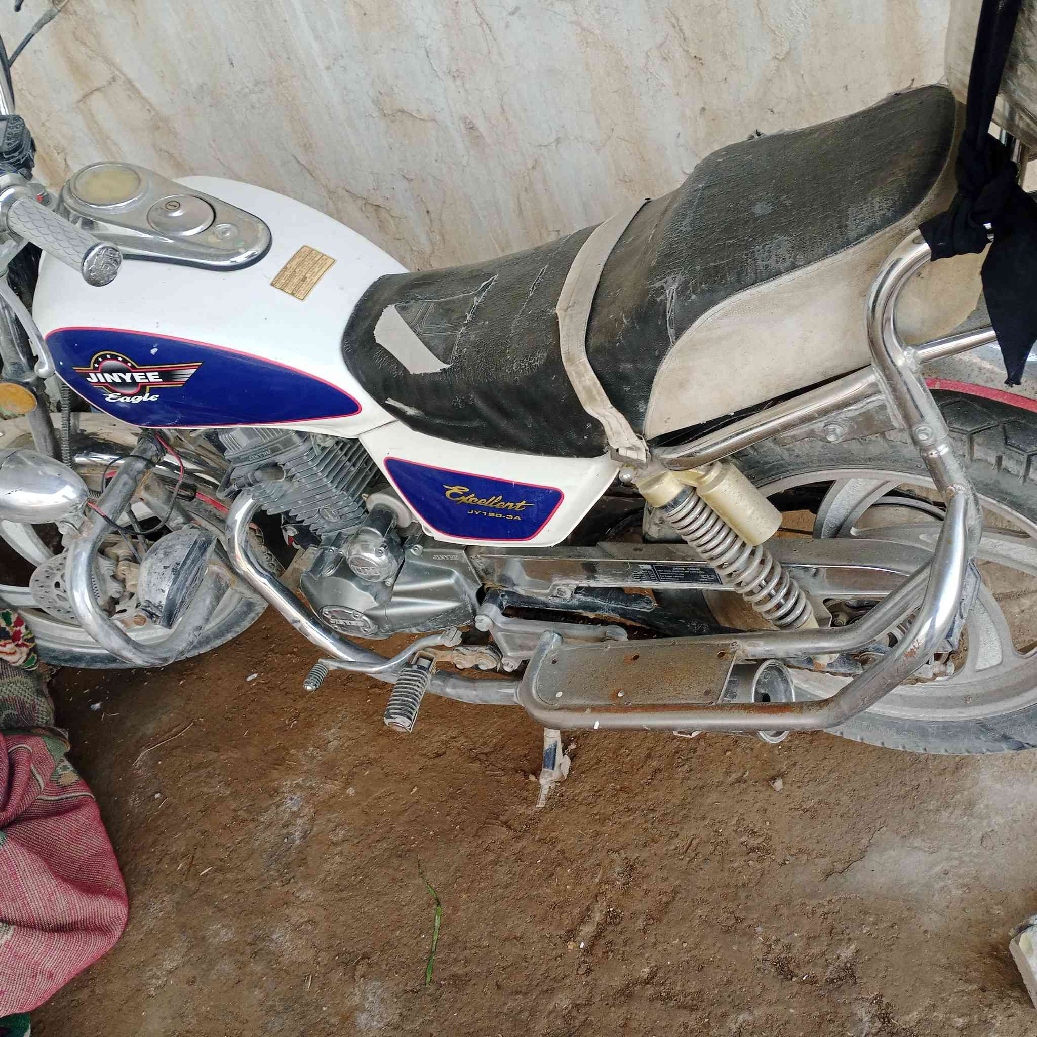 دراجة للبيع موديل 2021 السعر750وبي مجال والشراي يتصل على الرقم ***********
