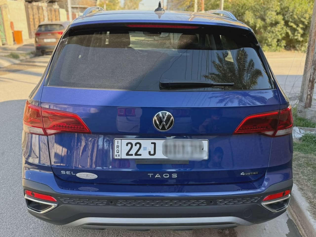 للبيع فقط
تاوس موديل ٢٠٢٢ رقم اربيل الجديد وكاله بأسمنه سيارة جديده كلش ماشيه 40الف km  قابل للزيادة فل مواصفات SEL الجناية يعرفون مواصفاته  محرك ١٥٠٠ توربو سياره بدون صبغ بدون تبديل بارد فقط كل القطع البيه بلادية ضرر ويه الصور وصار بيه طخة  كلش بسيط بالجاملغ الخلفي وشويه من الباب موضح بالصور علة وضعة ممعدل ولايت اليمين بي ضرر واضحات بالصور ابيع على هاي الحاله وسعره مناسب ١٣٨
 للاستفسار اكثر اتصل *********** وتساب
عنوان بغداد الغزاليه
