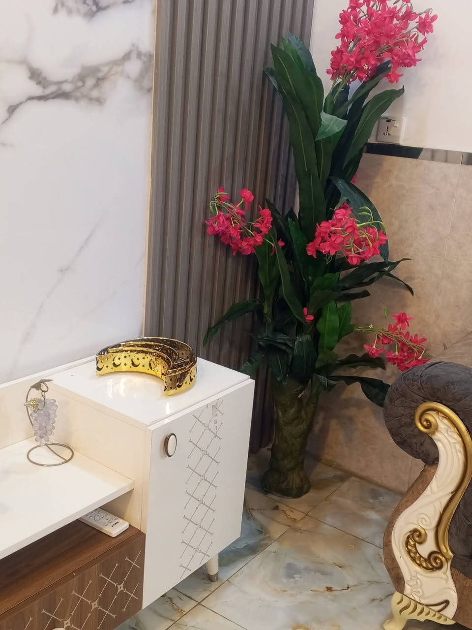 استقبال كامل كله درجه اولى 750 مستعجل للسفر التخم جديد زلغ مابي غراض نظيفه جداً


**إذا كنت صاحب هذا الإعلان وتريد حذفه لأي سبب، رجاءا أرسل رسالة إلى الدعم الفني**