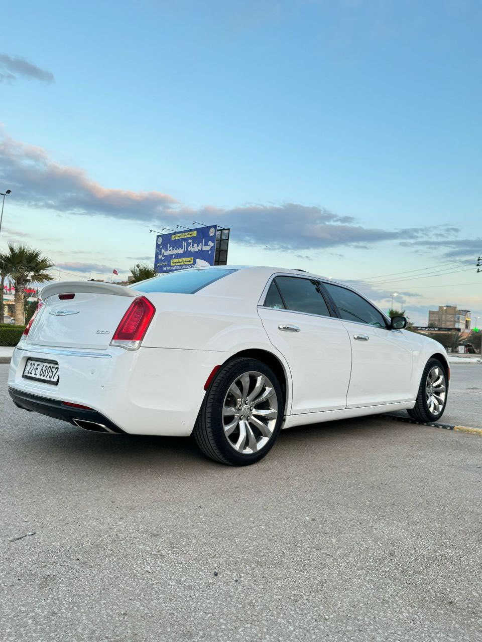 السلام عليكم 
اوباما 
2019 
كفاله عامه فقط بارد بل جاملغ الإمامي 
شبرر 
ماشيه ١٢٤ ألف كيلو وليس ميل 
تبريد محرك كير كفاله 
موصفات 
ً

ً

مري قلاب 
بنراما 
كشنات خزن ميموري 
سترين كهرباء 
الداخل ً اسود
***********
متواجد واتسب
